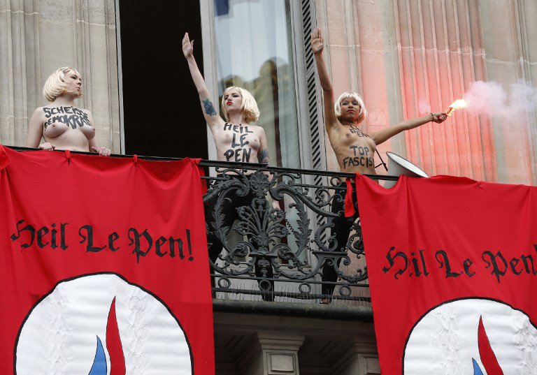 La mise en scène des Femen amalgamant le FN au nazisme et Marine Le Pen à Hitler