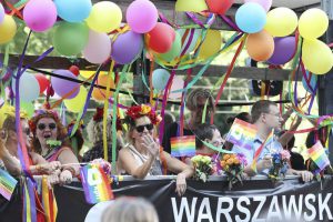 Les mondialistes aux commandes de la gay pride à Varsovie