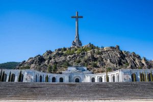 Espagne : le méchant dictateur et les gentils démocrates