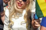 La bisexualité de Lady Gaga suspectée d’être un coup marketing