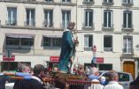Procession à Paris en hommage à Saint Louis