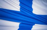 Des milliers de Finlandais quittent l’église luthérienne après le soutien au “mariage” homosexuel de l’archevêque Mäkinen