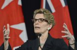 Ontario – Kathleen Wynne, premier ministre et lesbienne notoire, introduit la théorie du genre dès l’école primaire