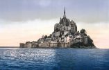 Le Mont Saint-Michel pris dans la “marée du siècle”