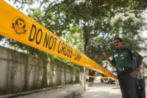 Attentats à la bombe au Bangladesh contre des églises catholiques et fermeture d’écoles