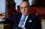 Interview: Bernard Cazeneuve trouve dans le clergé et auprès du pape le soutien dont il a besoin