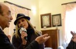 Taranto en Italie – Dom Camillo et Peppone sont de retour : le curé voit rouge contre le maire communiste au sujet des immigrés