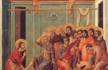 Geste révolutionnaire de François : les 12 hommes représentant les apôtres au lavement des pieds du Jeudi Saint pourront être des femmes