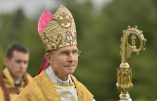 Le Sel de la terre, des dominicains d’Avrillé, rend hommage à Mgr Bernard Tissier de Mallerais