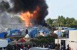Affrontements sauvages à Calais entre des centaines d’Afghans et de Soudanais: une soixantaine de blessés