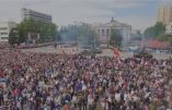 Surprenants défilés de la victoire le 9 mai 2016 dans les deux parties de l’Ukraine
