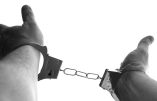 Le gouvernement veut taxer la femme au foyer pour sa protection sociale !