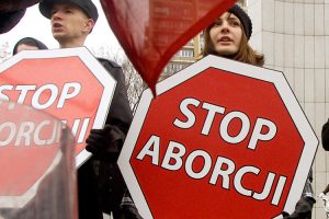 Les évêques catholiques polonais condamnent la résolution de l’UE qui qualifie l’avortement de « droit fondamental »
