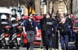 Fusillade dans un lycée, colis piégé au FMI, la France en état d’urgence
