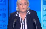 Marine Le Pen est repartie en campagne en ce jour de l’Ascension en arborant une belle Croix