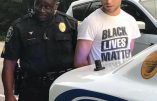 Bobos blancs de Black Lives Matter face à des patriotes sudistes noirs