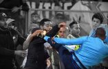 Foot racaille : Patrice Evra décoche un coup de pied à la tête d’un supporteur
