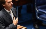 Jair Bolsonaro (Parti social libéral, droite) élu président du Brésil: avec plus de 11 millions de suffrages d’avance sur son adversaire, il ne peut mathématiquement plus être rejoint