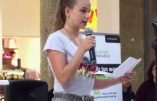 Une jeune patriote allemande gagne un concours antiraciste avec un texte anti-migrants