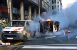 Révolte des Gilets Jaunes à Bruxelles : véhicules de police en feu