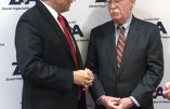 John Bolton avec l'ambassadeur d'Israël lors du dîner de l'Organisation Sioniste d'Amérique (ZOA)