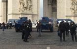 Véhicules blindés et unités équestres contre gilets jaunes
