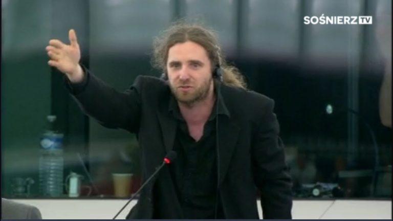 C Est Quoi Un Député Européen Un eurodéputé polonais accuse les membres du Parlement européen de
