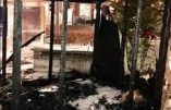 A Bruxelles, une crèche de Noël a été volontairement incendiée