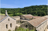 L’abbaye d’Aiguebelle située dans la Drôme © Divine Box