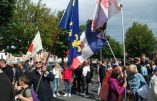Malgré la pluie, l’opposition à la dictature sanitaire se fait entendre à Amiens