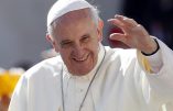 Intéressante analyse de la stratégie bergoglienne : pousser les « conservateurs » dans les bras de la FSSPX pour les marginaliser