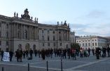 Les catholiques allemands protestent contre l’archidiocèse de Berlin interdisant aux non vaccinés d’assister à la messe