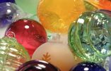 Les boules de verre féériques de Noël : une spécialité de l’est de la France
