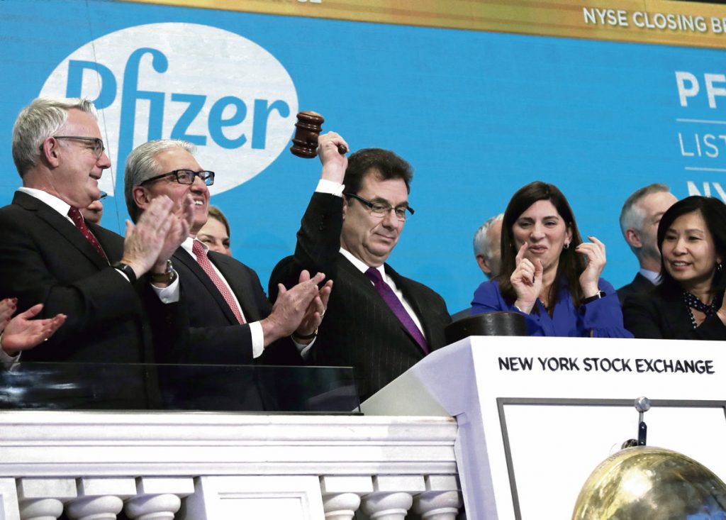 Nouvelle bonne affaire pour Pfizer, les vaccinations obligatoires contre les méningocoques