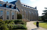 Sainte-Anne de Kergonan : l’abbaye aux mille et un pommiers !