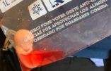 Des députés espagnols reçoivent des sacs contenant des répliques de fœtus humains avortés