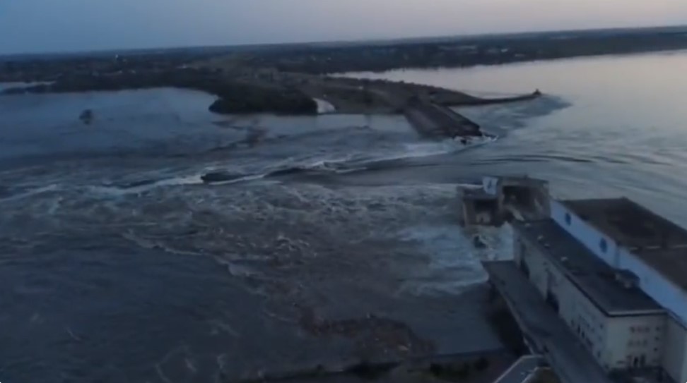 La destruction du barrage de Nova Kakhovka en Ukraine