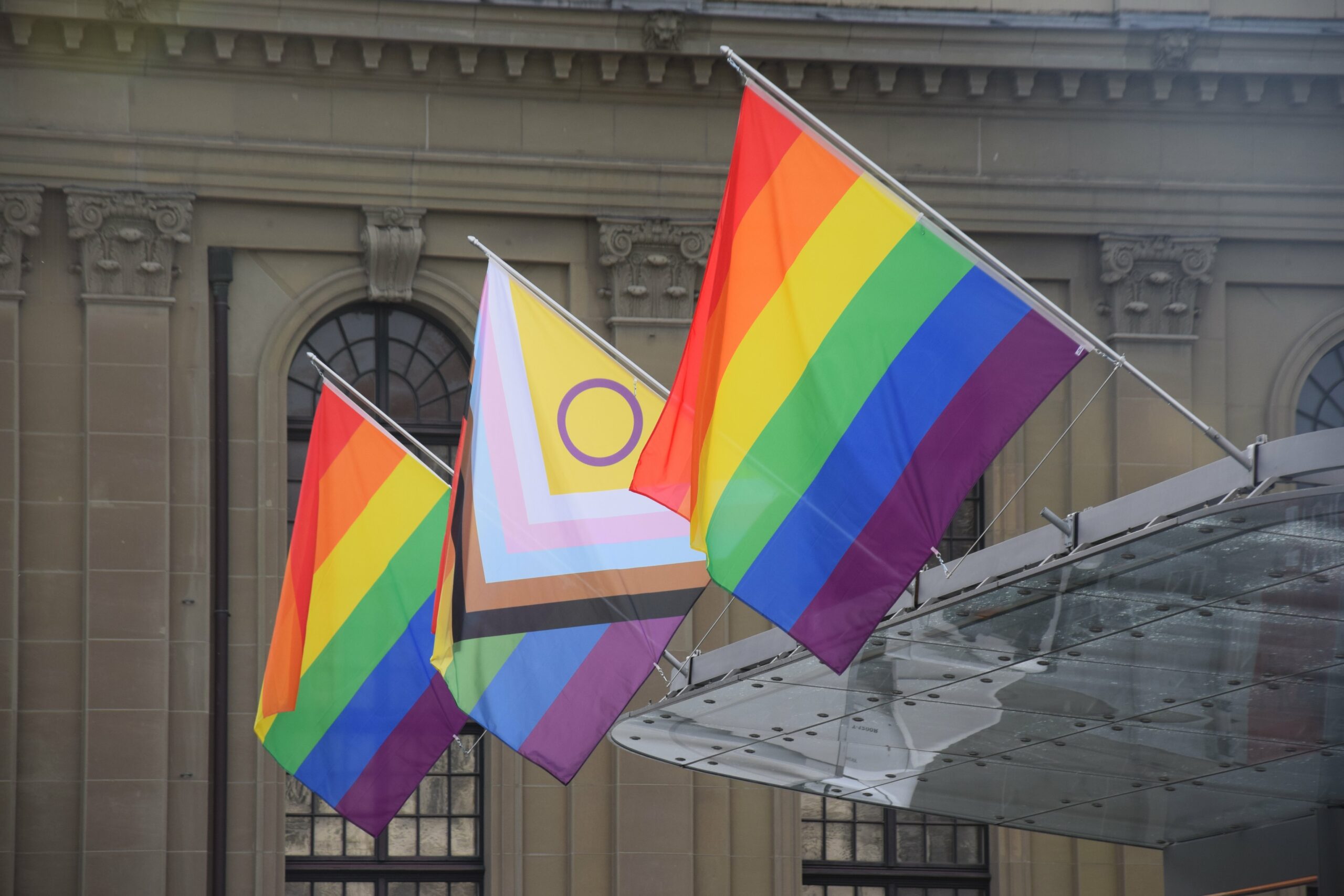 A Berne, toujours plus loin dans le sous-communautarisme LGBT