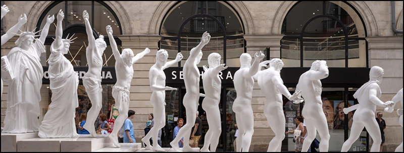 Nantes, groupe statuaire sacrilège European Thousand-Arms classical sculpture