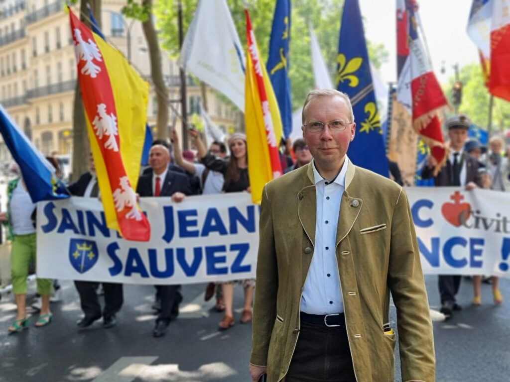 Pas de restauration nationale sans l'aide de Dieu