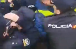 Les paysans espagnols expulsent les policiers de leur manifestation