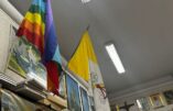 Boutique du Vatican et drapeau LGBT