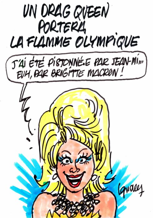 Ignace - Flamme olympique portée par un drag queen