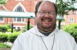 La transfolie de l’Eglise conciliaire : un ‘moine’ transgenre avec l’accord de l’évêque