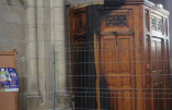 Basilique Notre-Dame-de-Délivrance incendiée à Quintin
