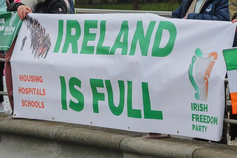 Immigration en Irlande : manifestations contre les centres d'accueil de ‘réfugiés’