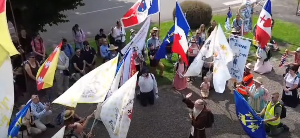 Le reportage vidéo du pèlerinage à Domremy, sur les pas de Ste Jeanne d'Arc