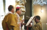 En hommage à feu Mgr Tissier de Mallerais, MPI vous offre la vidéo des premières confirmations célébrées à Saint-Nicolas du Chardonnet par un des évêques sacrés par Mgr Lefebvre