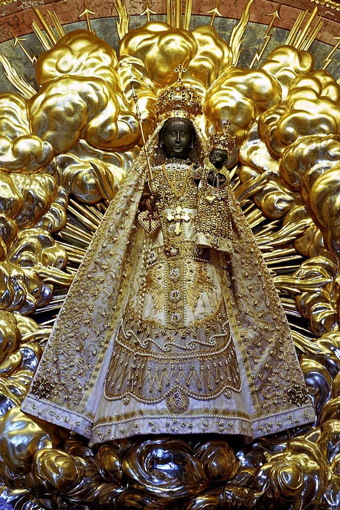 La Vierge noire d'Einsiedeln, profanée par un demandeur d'asile afghan