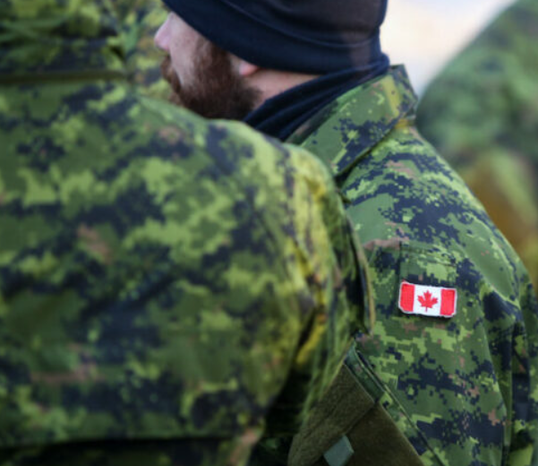 L'armée canadienne a déployé des « conseillers en genre » en Ukraine et en Haïti